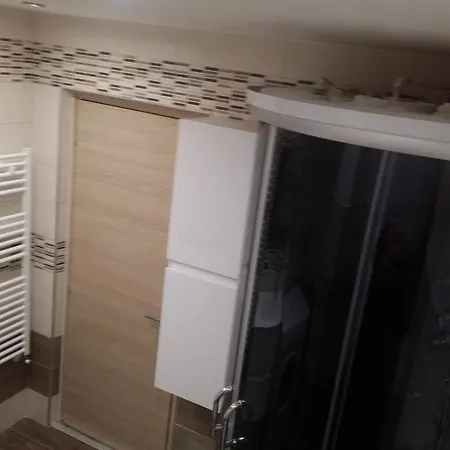 Semesterbostad Zara *